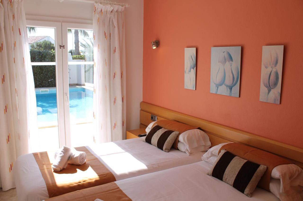 Villa Betty Cala'N Blanes  Extérieur photo